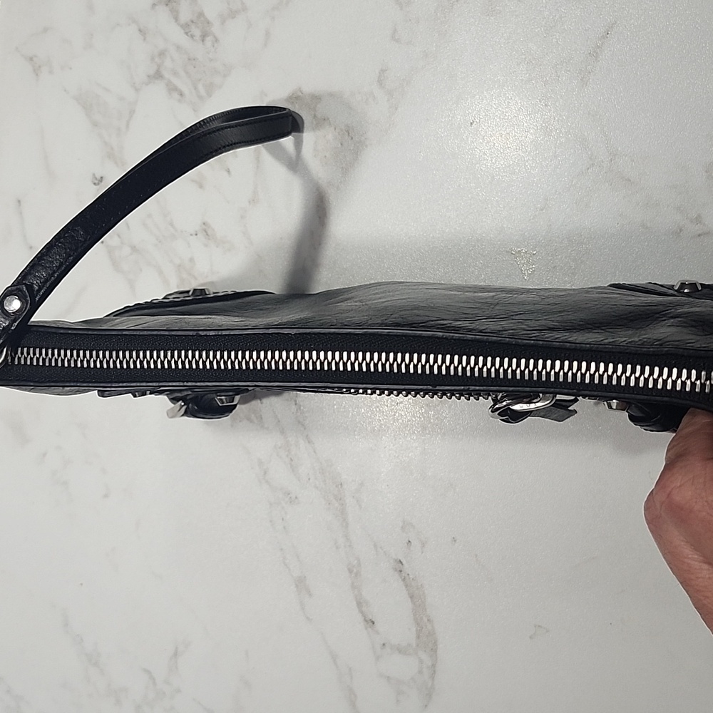 Michael Kors Wristlet - Picture 11 of 16